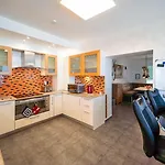 Kuni - Salty Pool&panorama Villa *