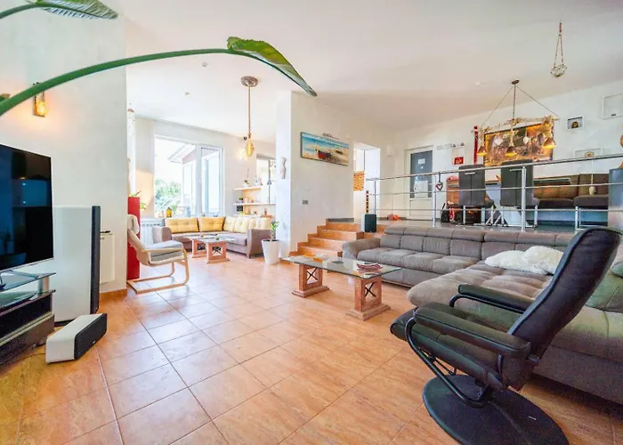 Kuni - Salty Pool&panorama Villa Balchik