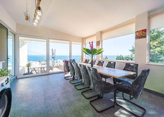 Kuni - Salty Pool&panorama Villa Balchik