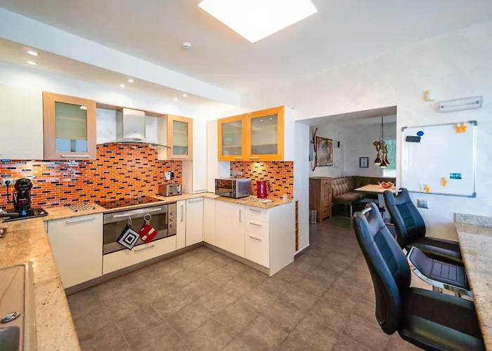 Kuni - Salty Pool&panorama Villa *